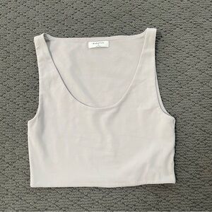 BABATON ARITZIA CROPPED SLEEVELESS TOP. LIGHT GRAY. SZ MEDIUM. COLLEGE. …